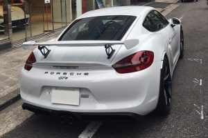 ケイマンGT４後